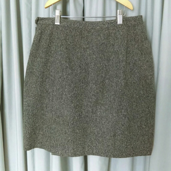 Ann Taylor Sz 8 Wool Silk Blend Gray Skirt Lined - Picture 3 of 5
